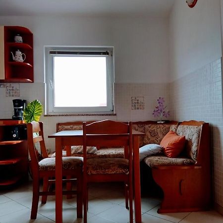 Apartmani Nikolina Razanac Bagian luar foto