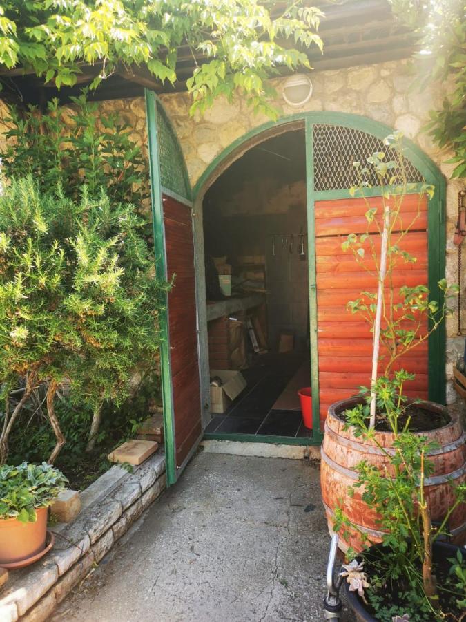 Apartmani Nikolina Razanac Bagian luar foto