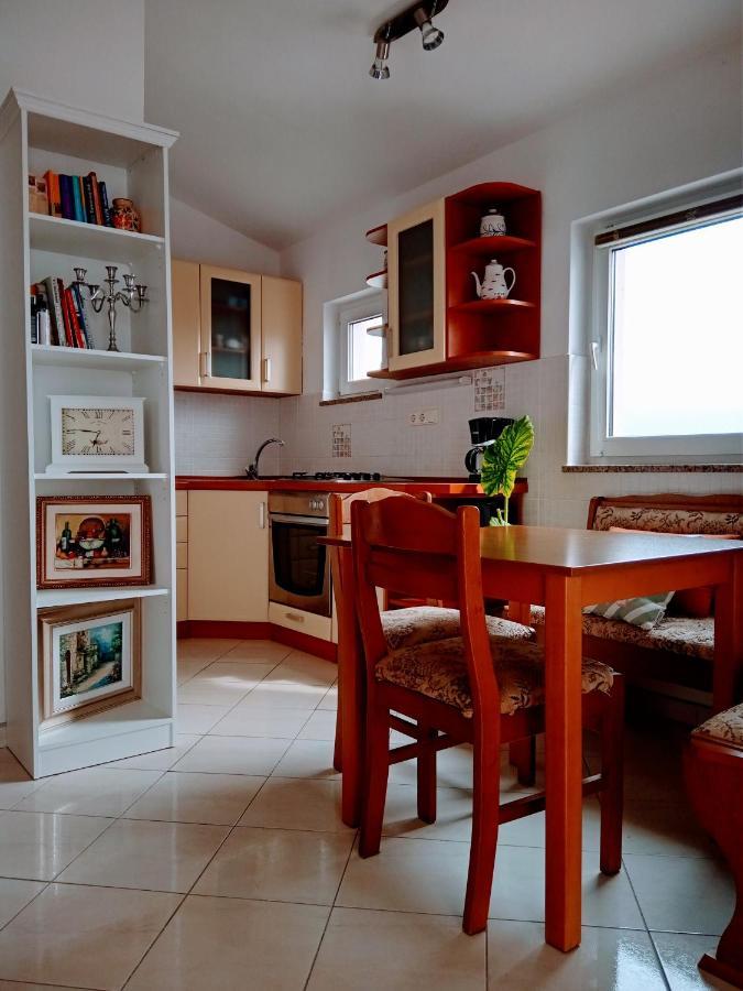 Apartmani Nikolina Razanac Bagian luar foto